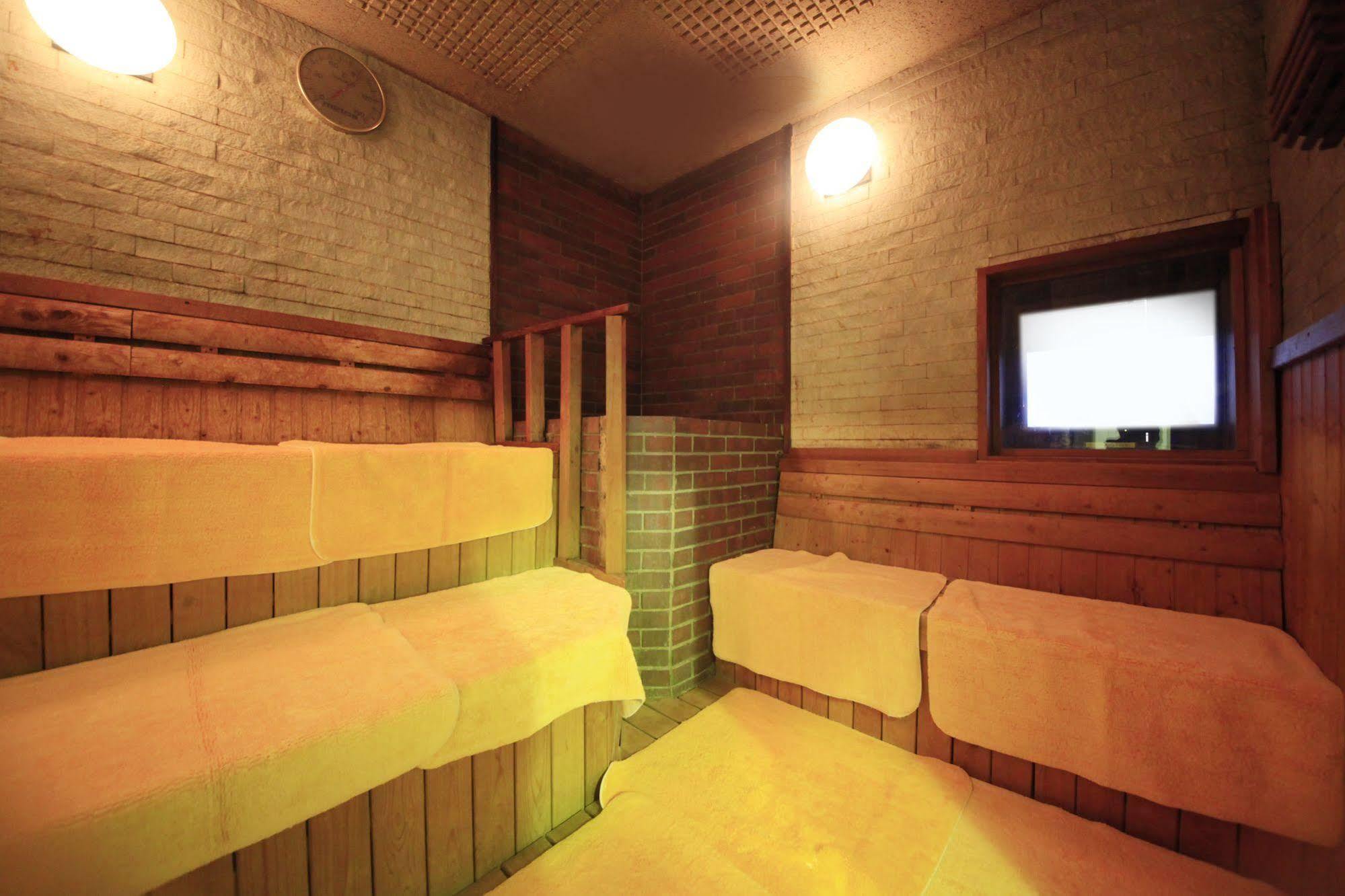 Ueno Station Hostel Oriental Ⅲ Tokyo Eksteriør billede
